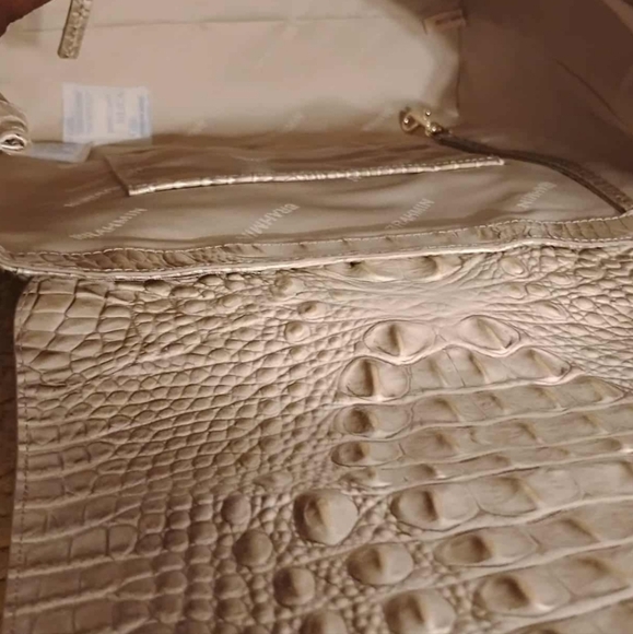 COPY - Brahmin Liz Backpack - Picture 7 of 7